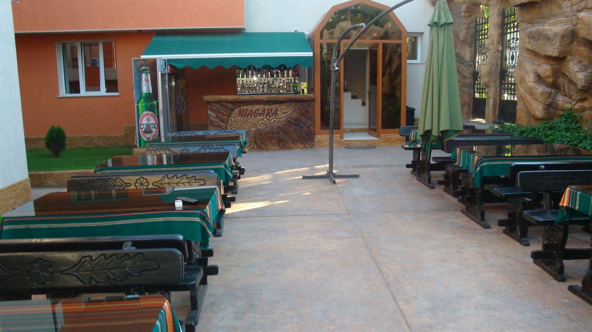 Family Hotel Niagara Варна Екстер'єр фото